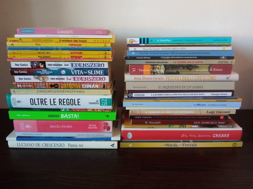 Lotto blocco stock libri - blocco,
