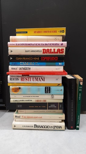 Lotto libri - , 19