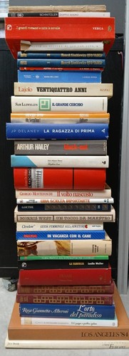 Lotto libri - 32,