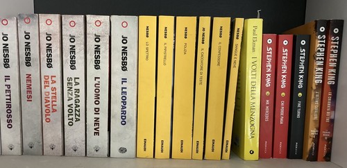 Stock libri ideali per - di,